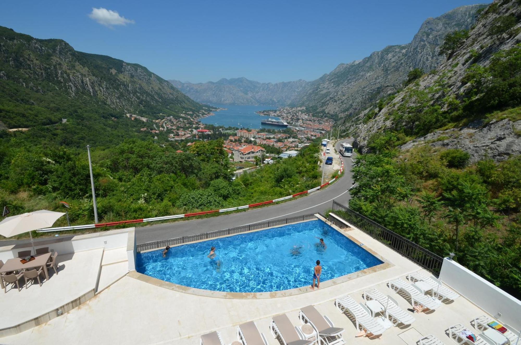 Boka Devine Residence Kotor Exterior photo