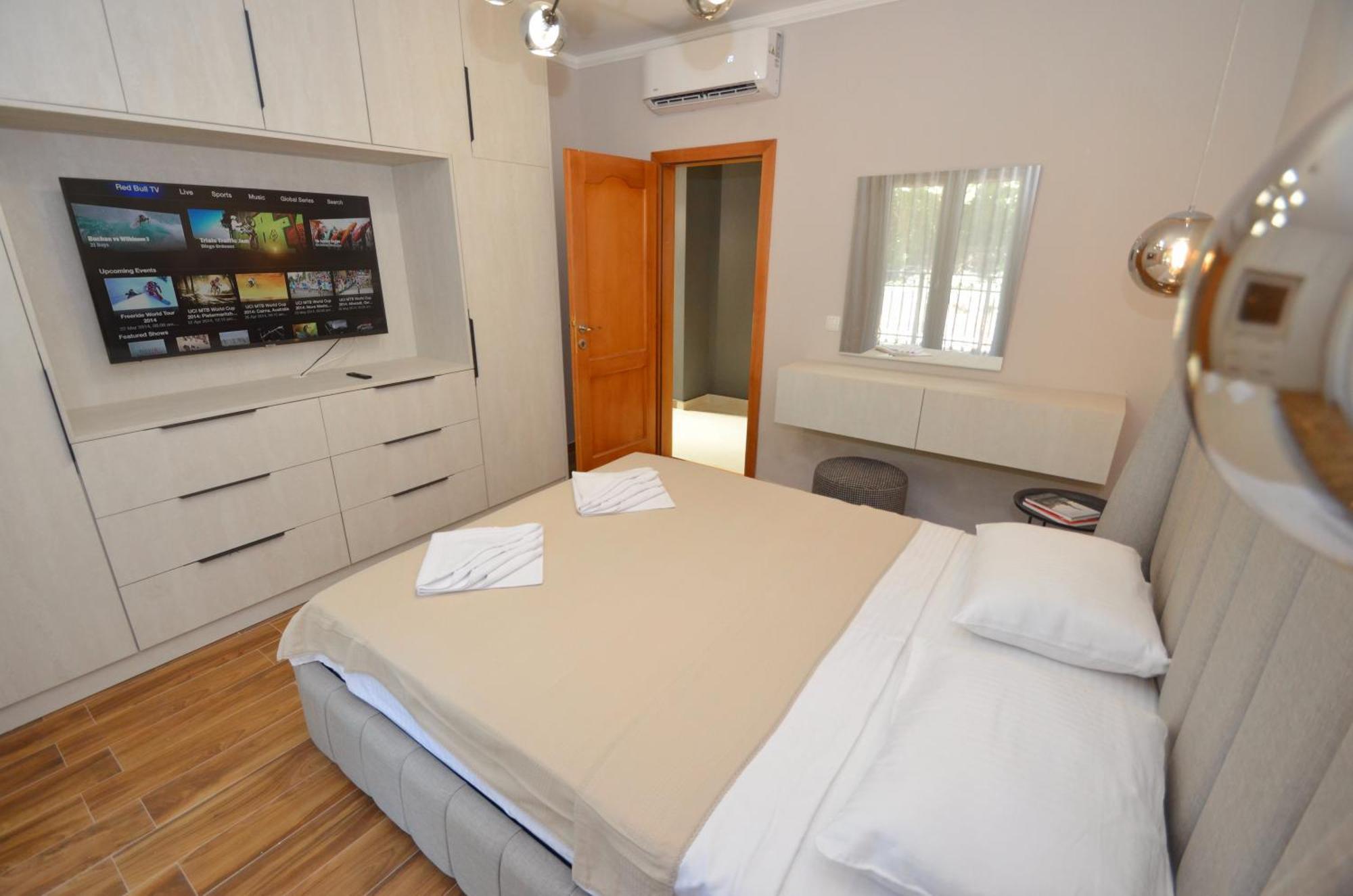 Boka Devine Residence Kotor Room photo
